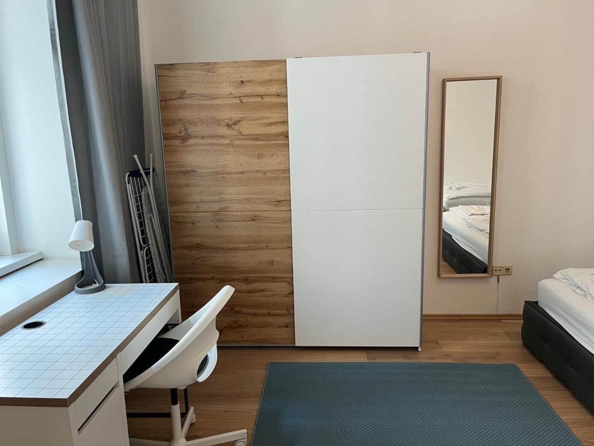 Stylish Apt Near Urania 1Br Apartment Vienna Luaran gambar